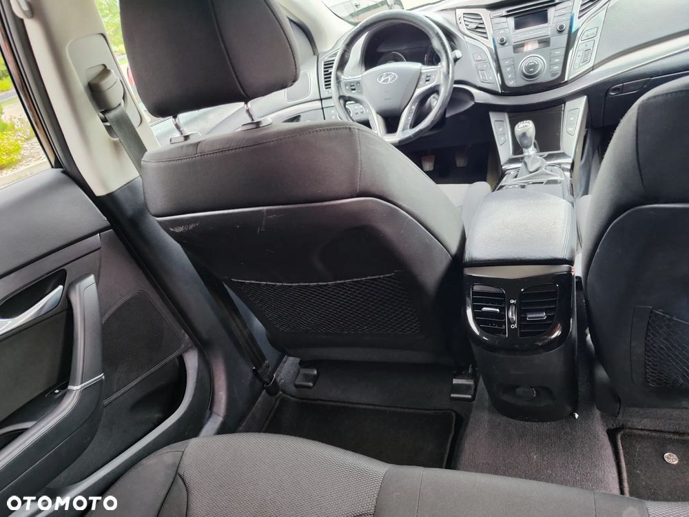 Hyundai i40 1.7 CRDi Comfort - 11