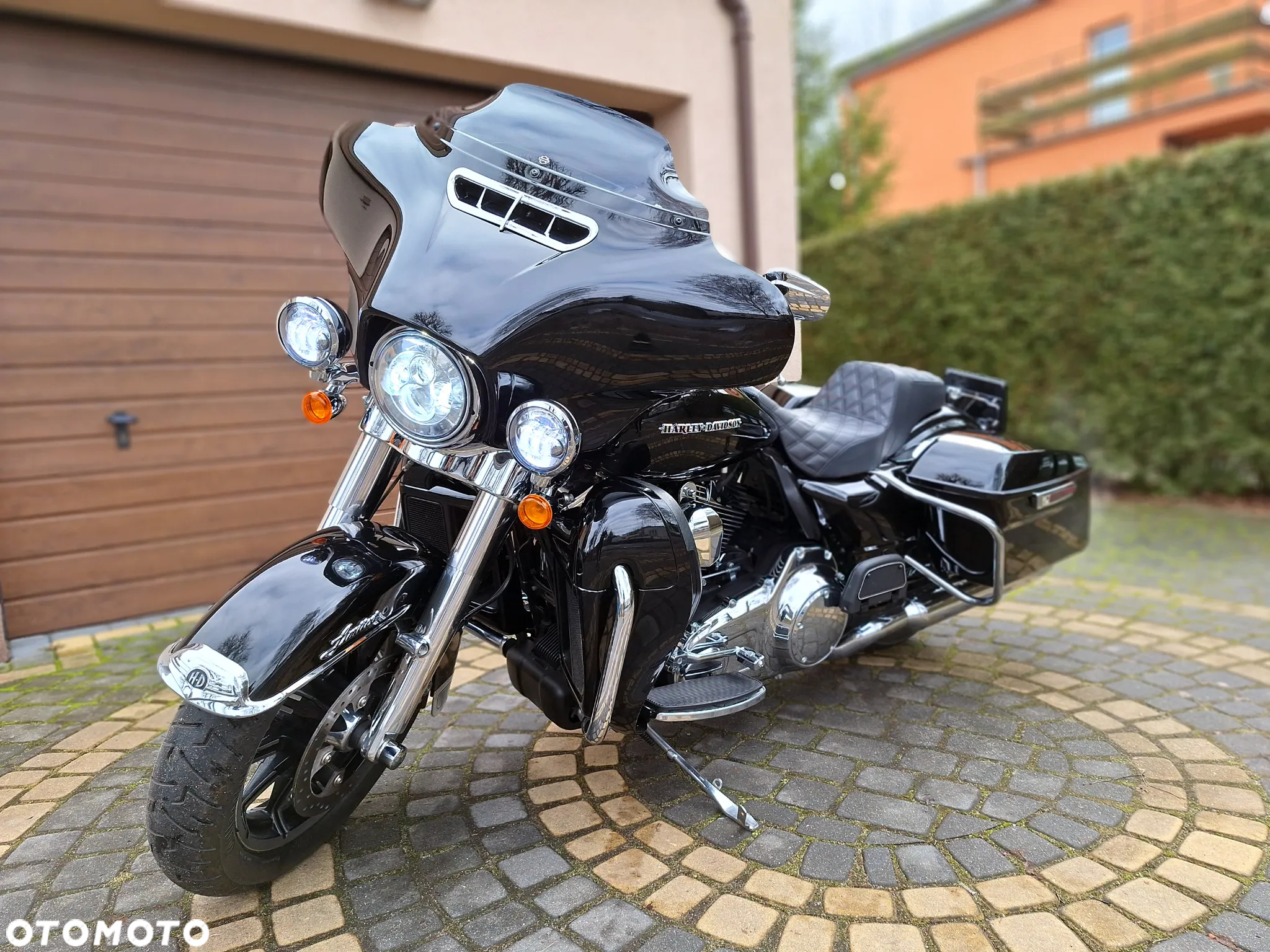 Harley-Davidson Touring Electra Glide - 4