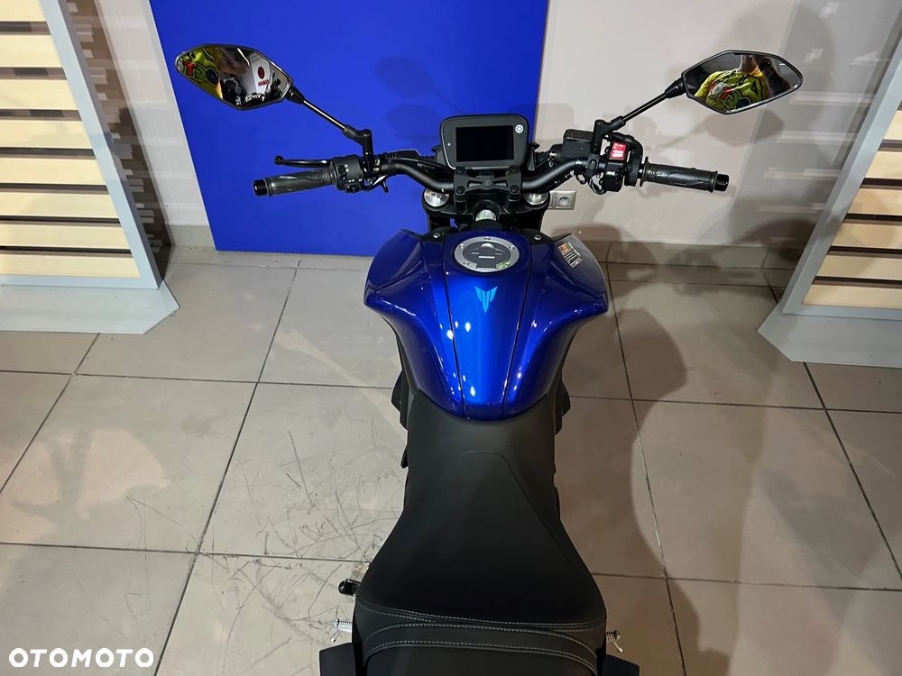 Yamaha MT - 16
