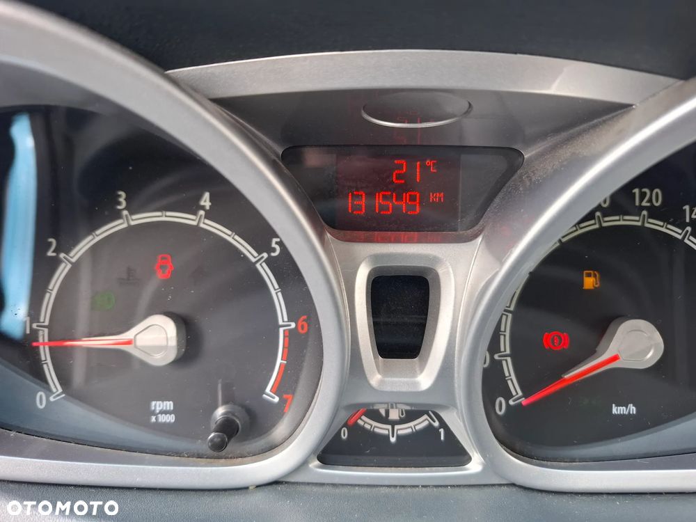 Ford Fiesta 1.25 Titanium - 26