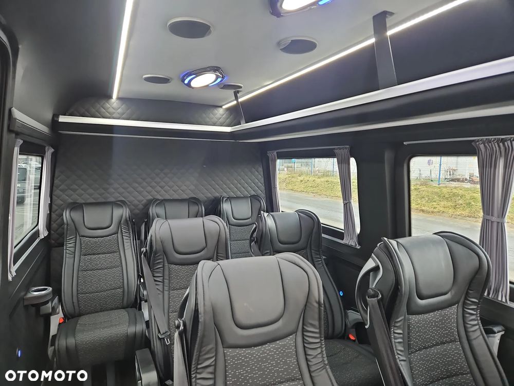 Volkswagen Crafter - 13