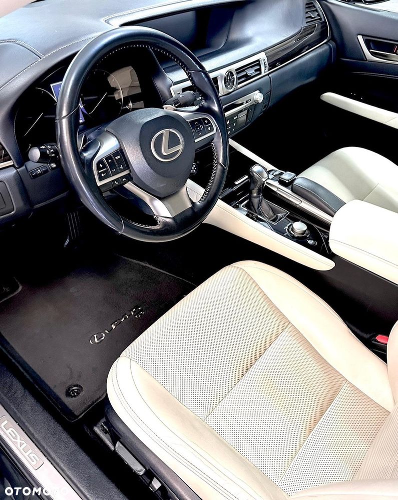 Lexus GS 200t / 300 Prestige - 10