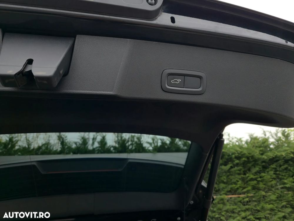 Volvo XC 40 T5 Recharge DKG Essential - 13