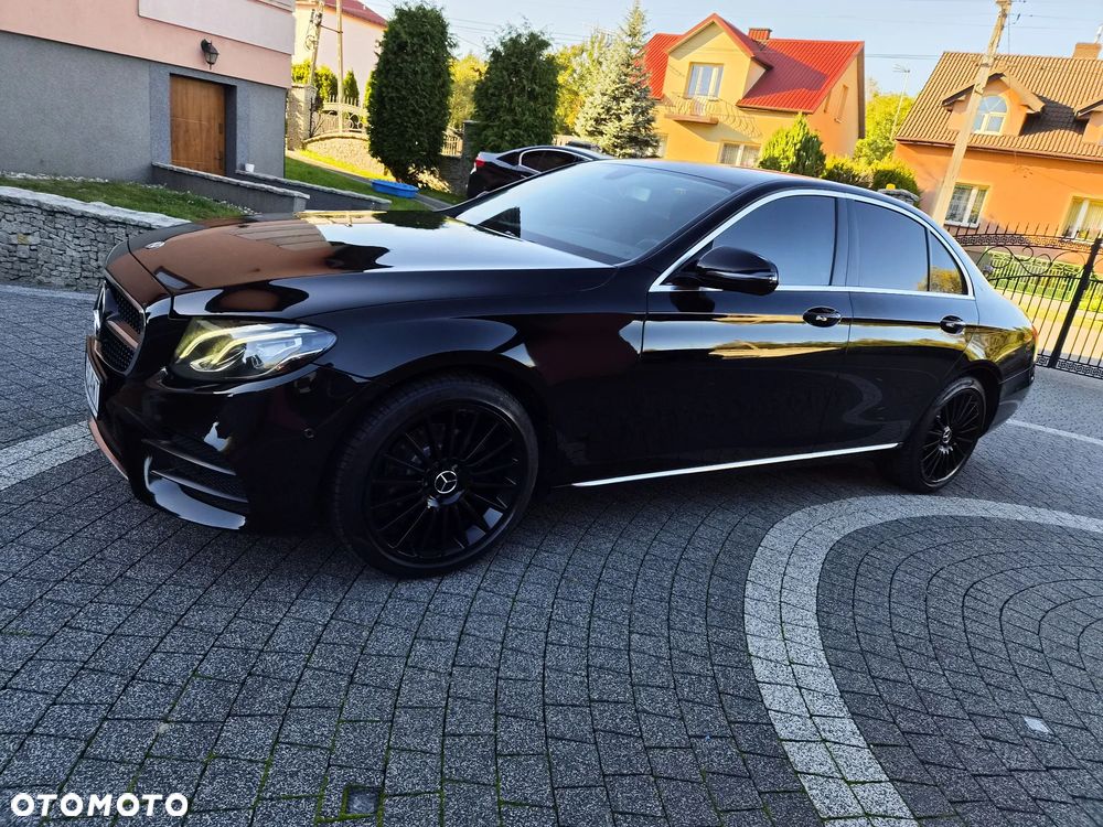 Mercedes-Benz E-Class 2017 photo 2
