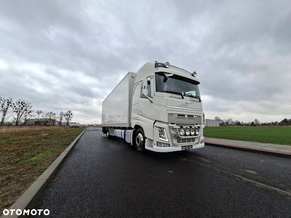 Volvo FH - 1