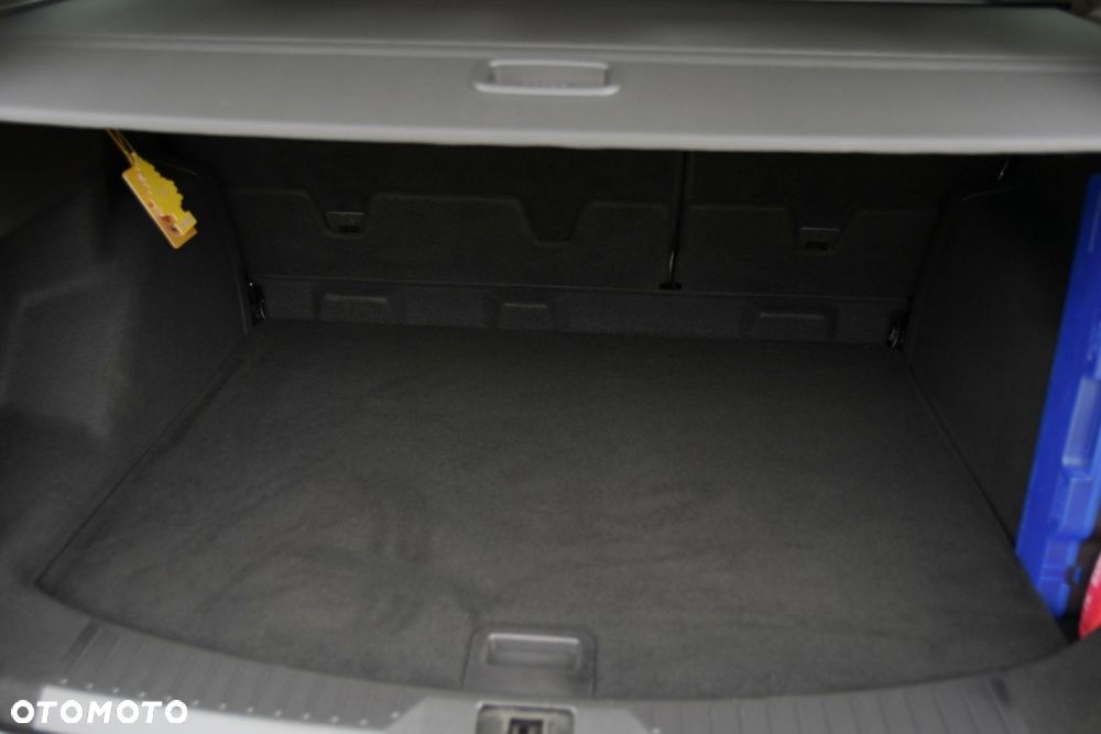 Ford Kuga 2.0 TDCi 4x4 Titanium - 24