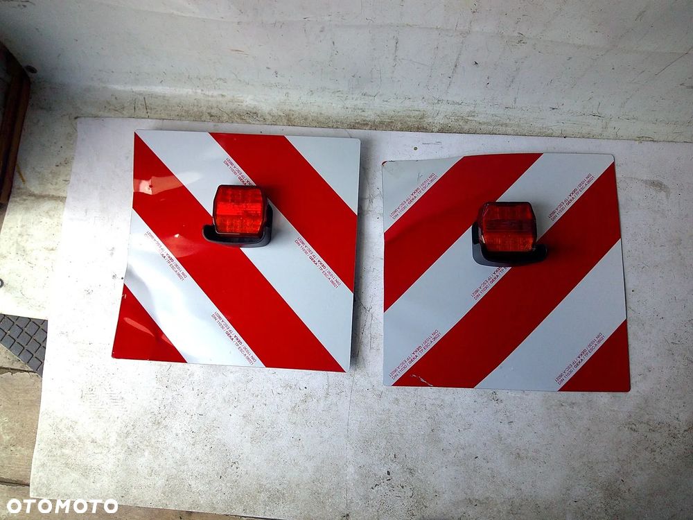 Zestaw tablic ostrzegawczych LED gabaryt  423x423mm - 1