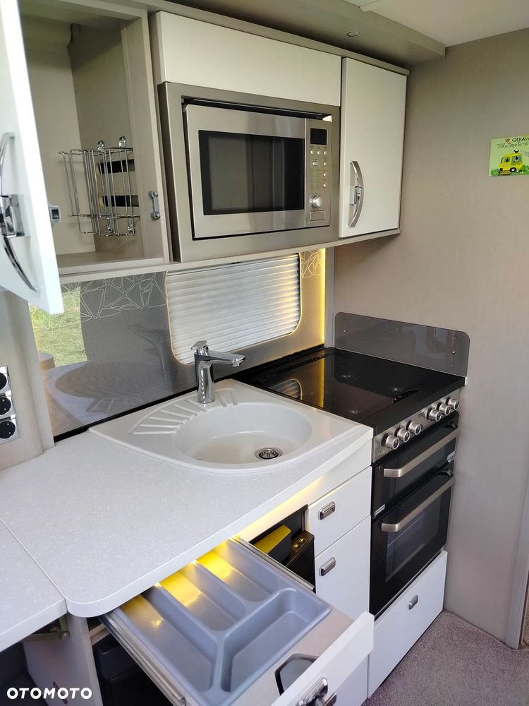 SWIFT Sterling Eccles Topaz - 17