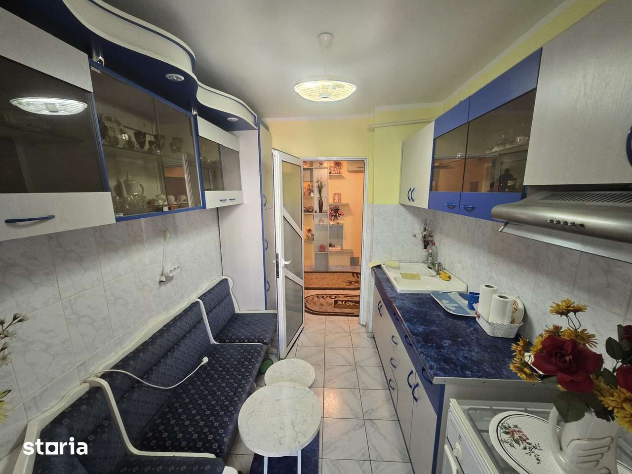 Inchiriere apartament | Doua camere | Podu Ros - Constructii — fotografia 3