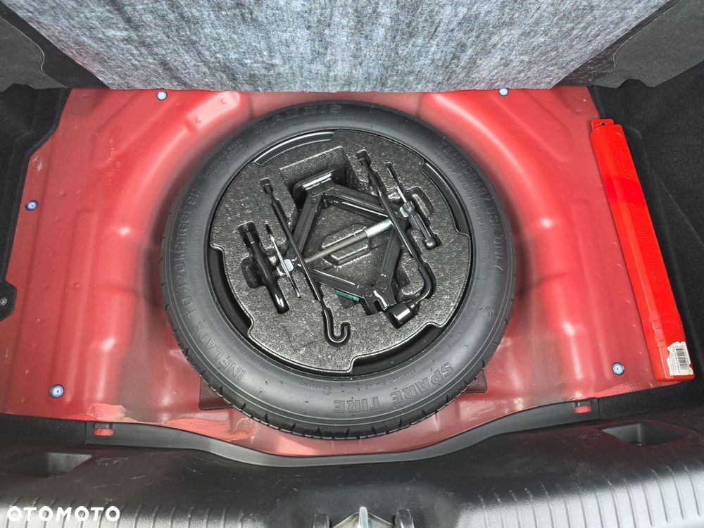 Kia Ceed - 25