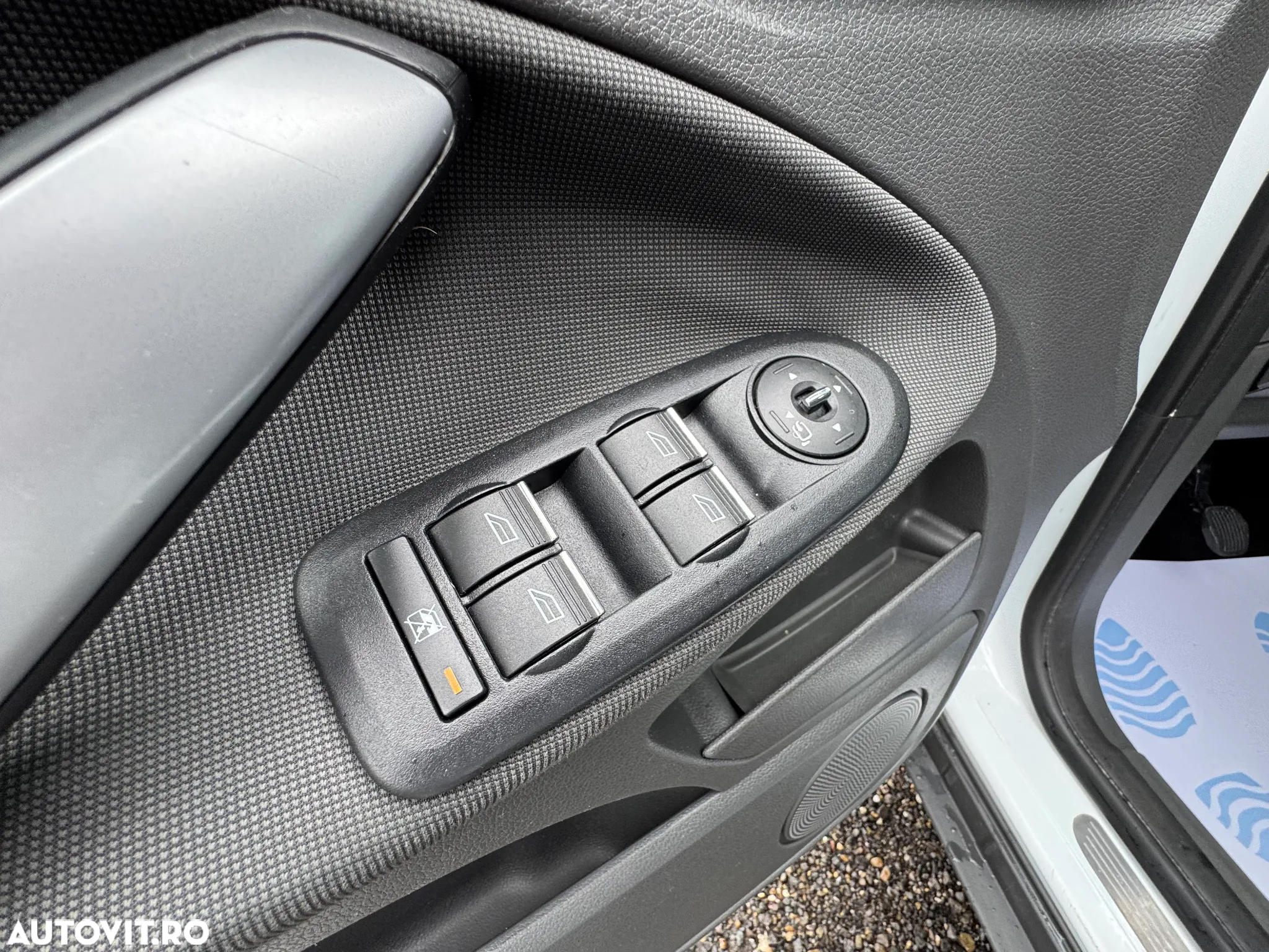 Ford Kuga 2.0L TDCi DPF Titanium - 11