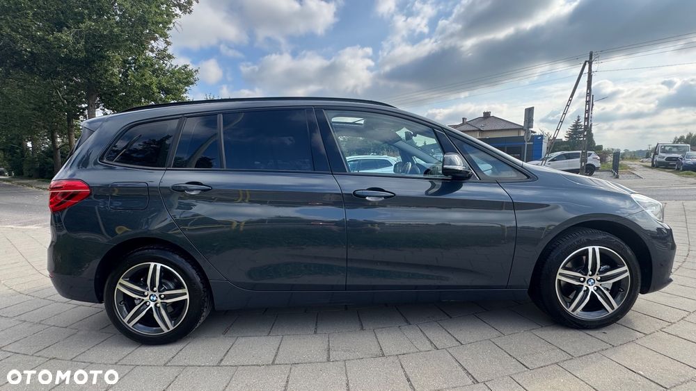 BMW Seria 2 218i Gran Tourer Sport Line - 9