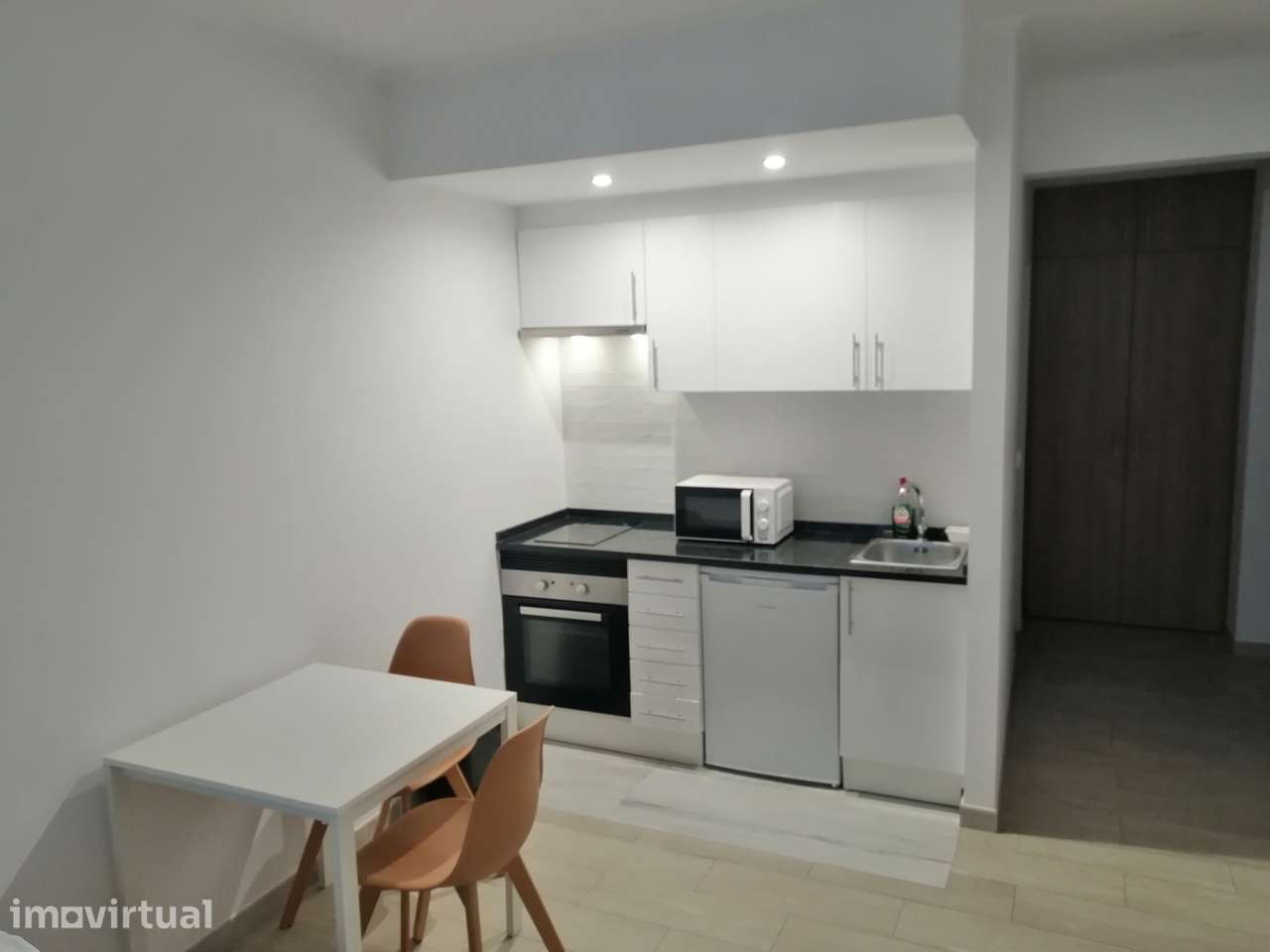 Apartamento T0 pronto a habitar em Amadora - Grande imagem: 2/11