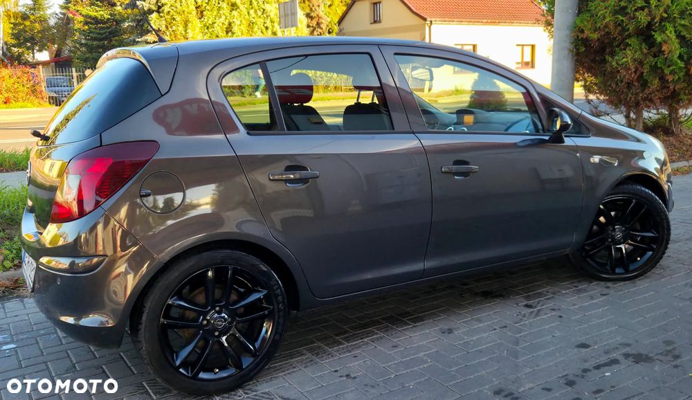 Opel Corsa 1.4 16V Energy - 17