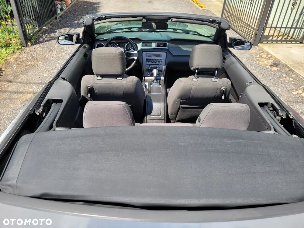 Ford Mustang 3.7 V6 - 10