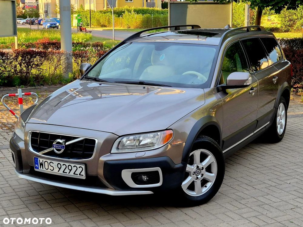 Volvo XC 70 3.2 AWD Momentum - 2