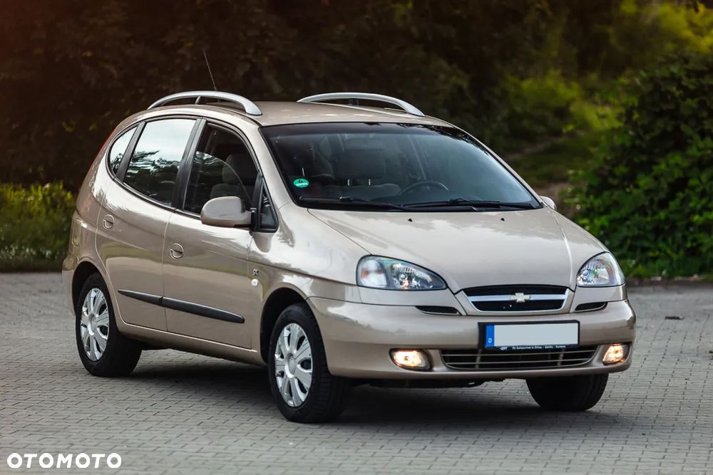 Chevrolet Rezzo 1.6 SE - 7