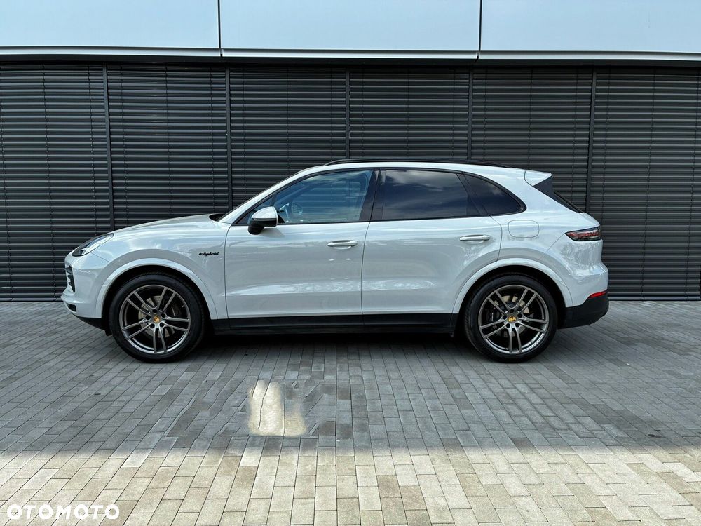Porsche Cayenne - 3