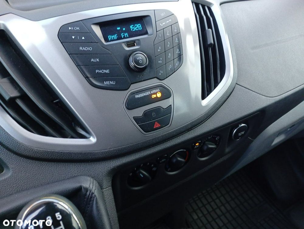 Ford Transit - 13
