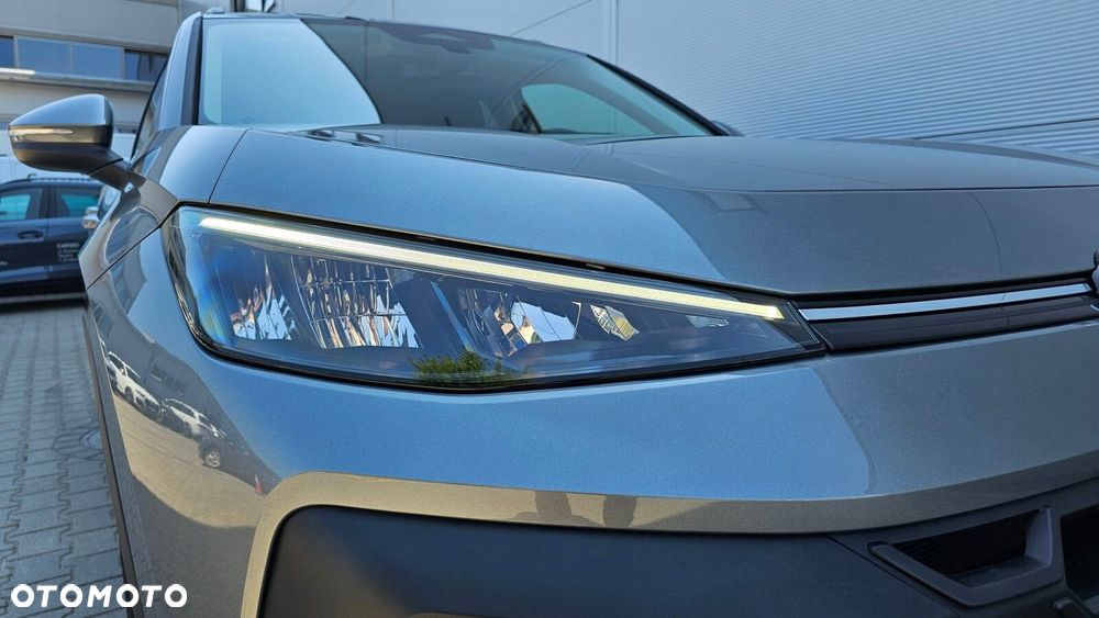 Volkswagen T-Roc - 12
