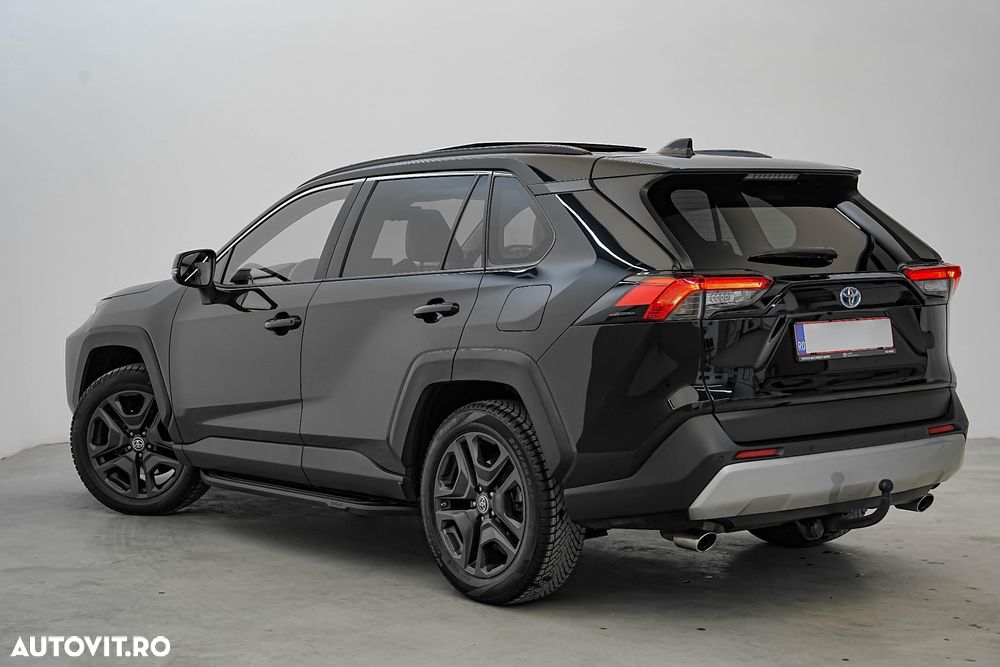 Toyota RAV4 - 8