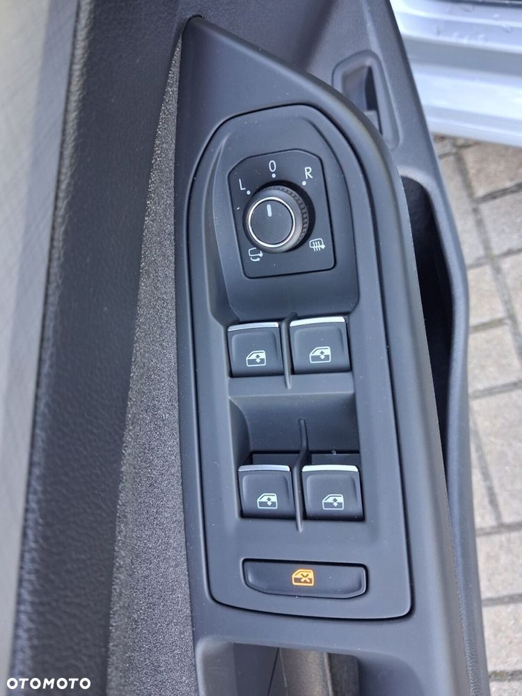 Volkswagen Golf Variant - 15