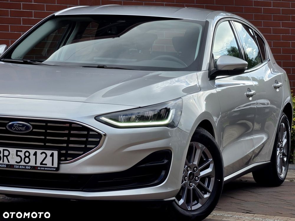 Ford Focus 1.0 EcoBoost STart-Stopp-System TITANIUM - 11