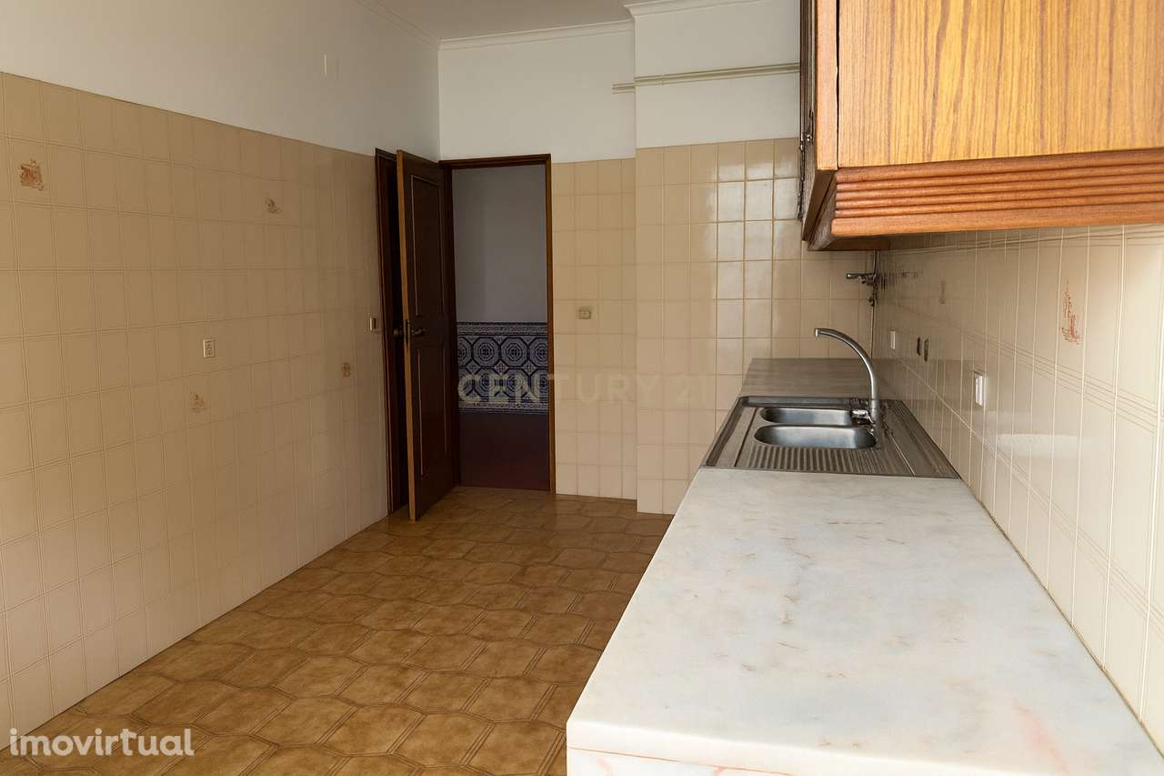 Apartamento T3 com excelentes áreas - Almada - Grande imagem: 3/27
