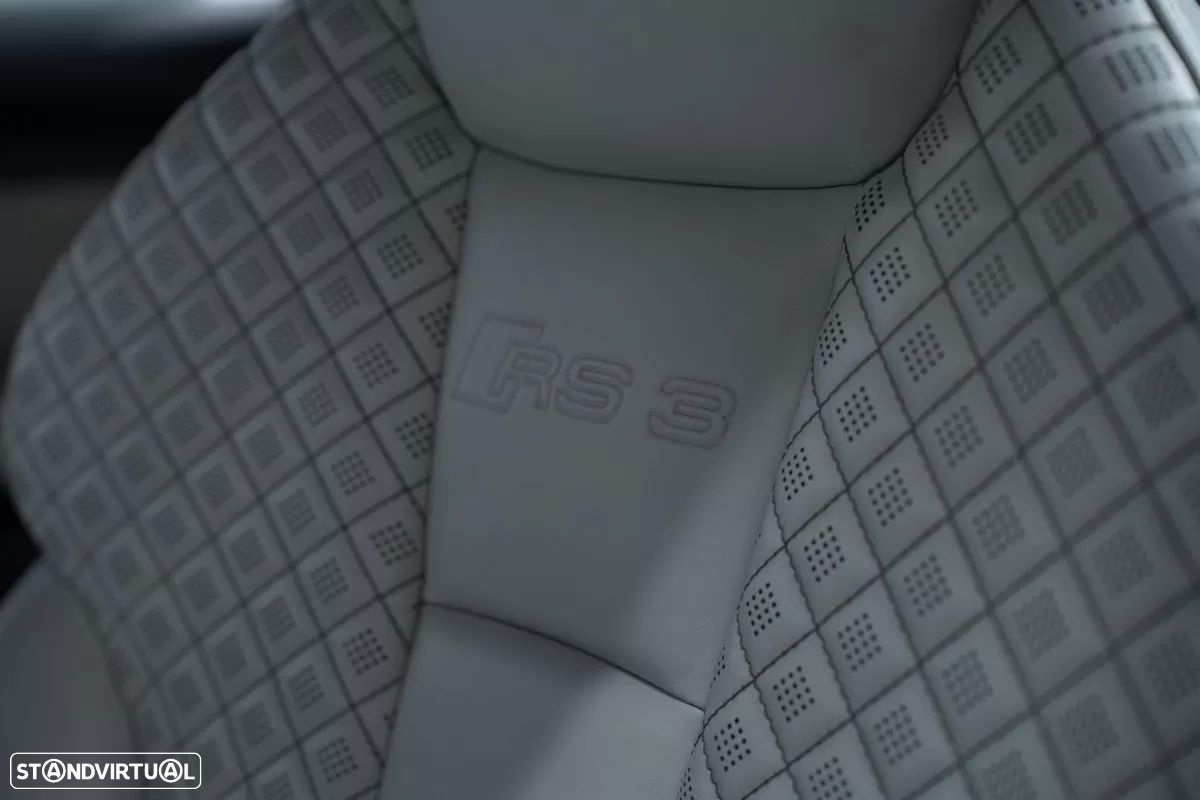 Audi RS3 Sportback 2.5 TFSI quattro S tronic - 19