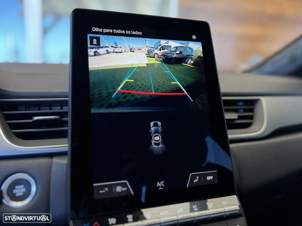 Renault Captur 1.0 TCe Techno Bi-Fuel - 32