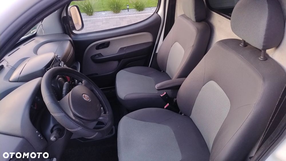 Fiat Doblo 1.9 JTD SX - 17
