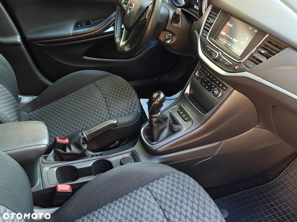 Opel Astra 1.6 CDTI Sport - 24