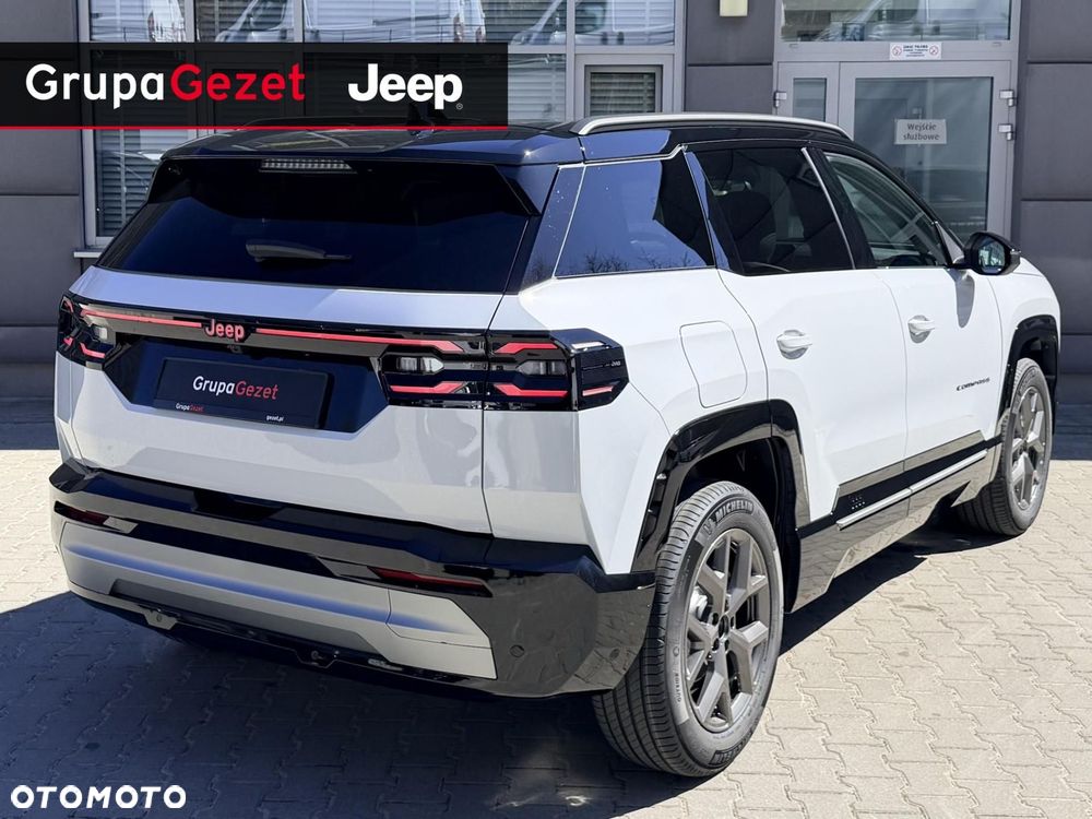 Jeep Compass - 4