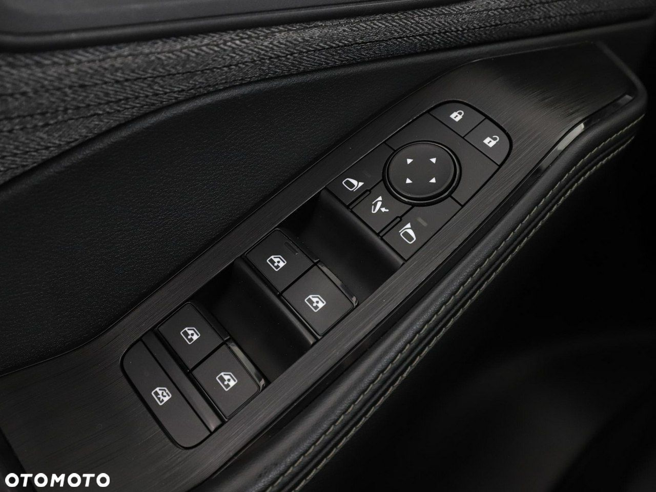 Nissan X-Trail 1.5 VC-T e-POWER N-Connecta e-4ORCE - 33