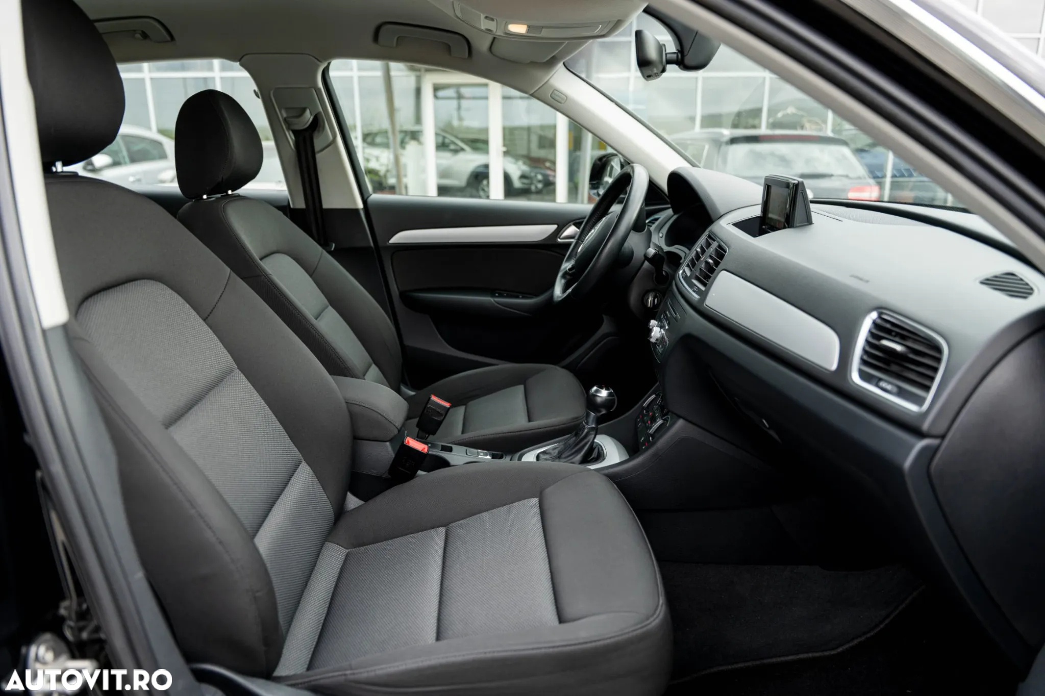 Audi Q3 1.4 TFSI Stronic Design - 12