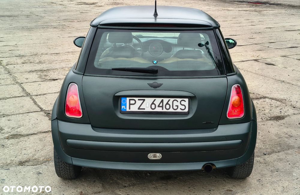 MINI Cooper Seven - 6