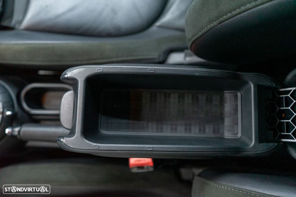 MINI 3 Portas John Cooper Works Auto Desportiva - 30