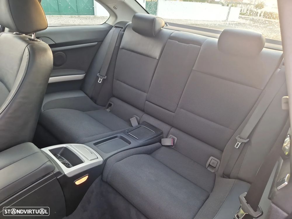BMW 320 d Coupe - 17