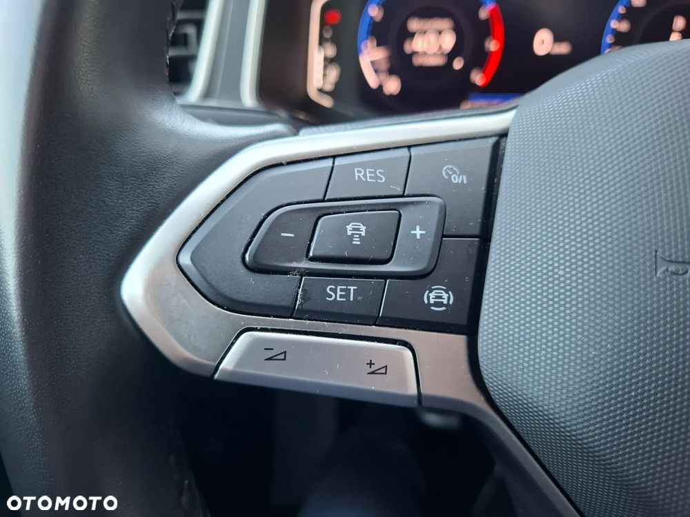 Volkswagen T-Roc 1.5 TSI Style - 22