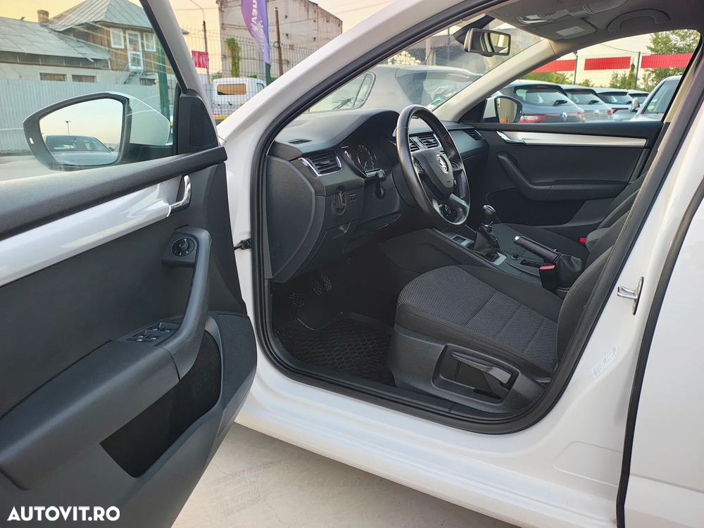 Skoda Octavia 1.6 TDI Green tec Ambition - 13
