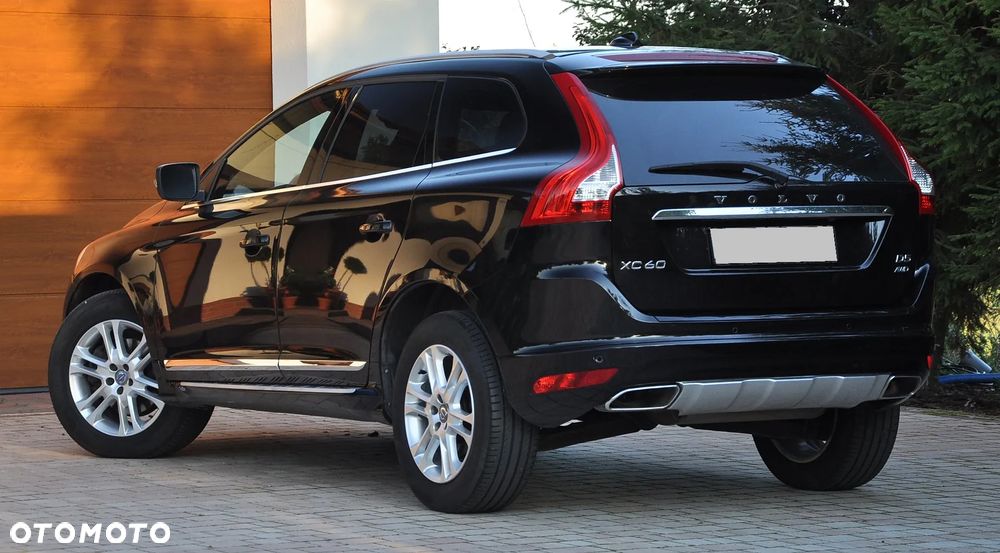 Volvo XC 60 D5 AWD Geartronic Summum - 6
