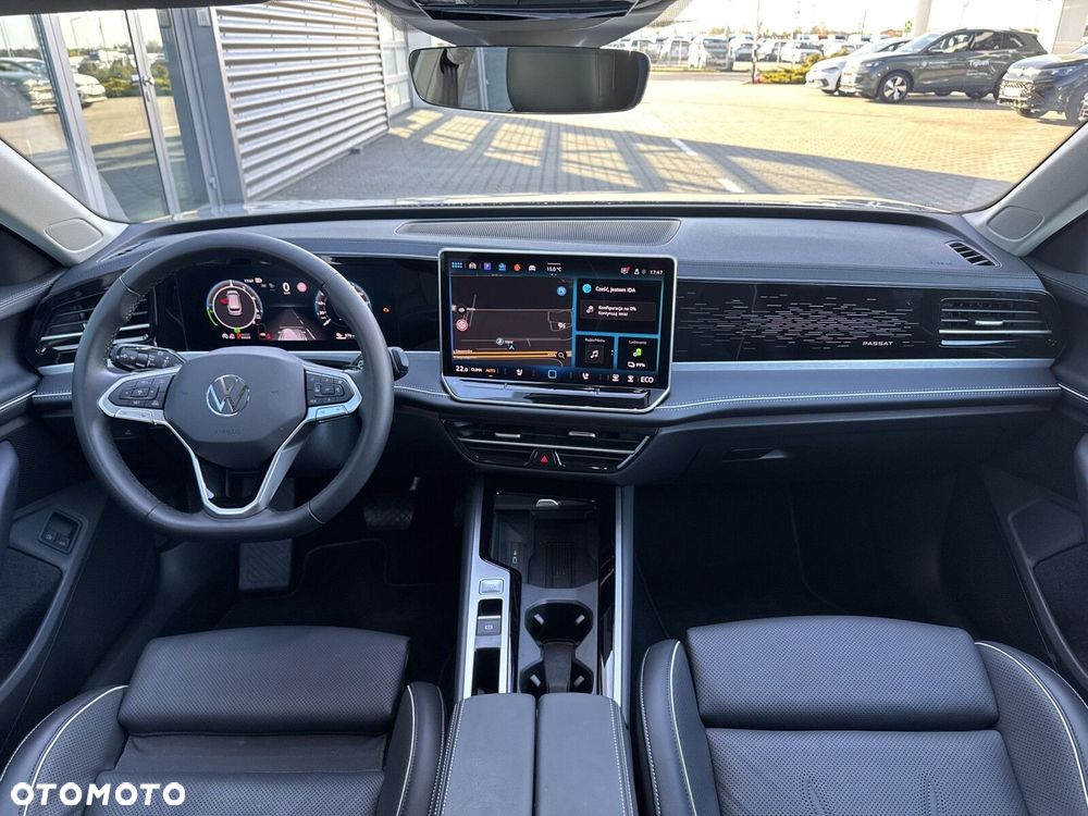 Volkswagen Passat - 25