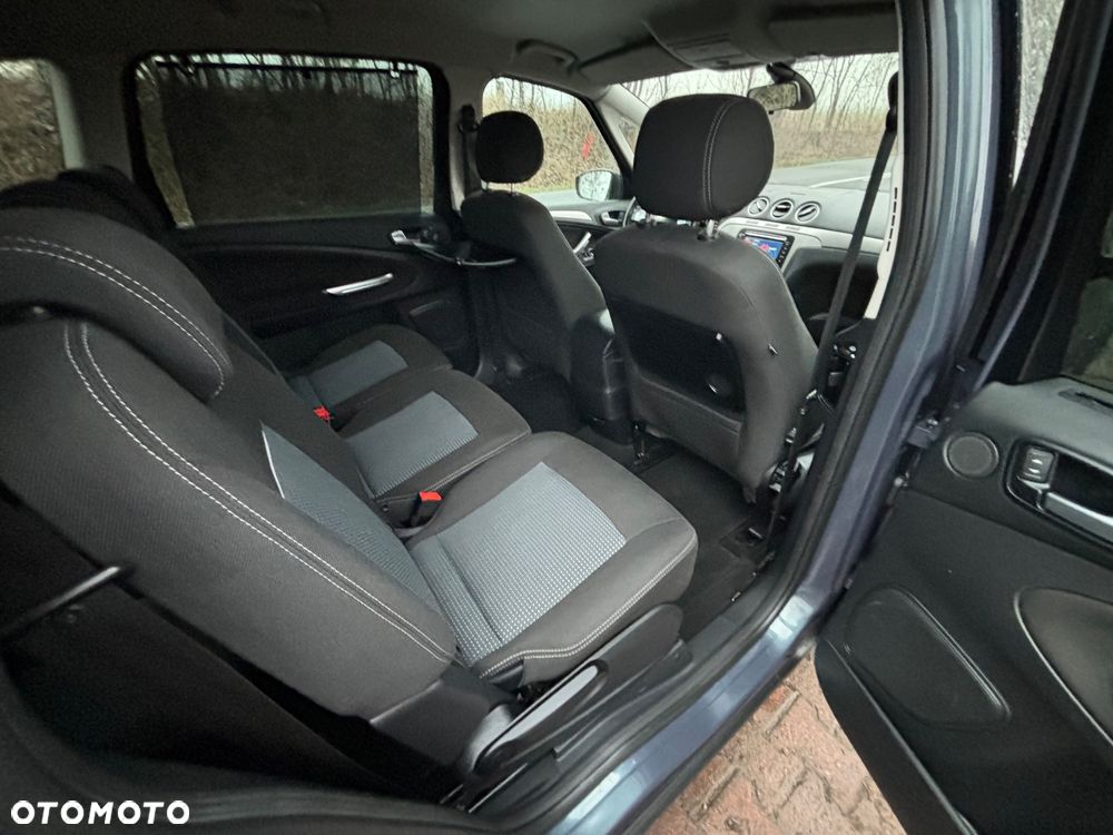 Ford S-Max 2.0 TDCi DPF Ambiente - 16