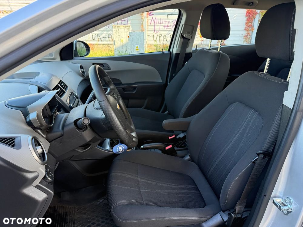Chevrolet Aveo 1.2 LT+ - 5