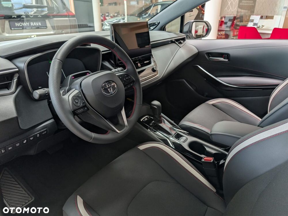 Toyota Corolla - 12