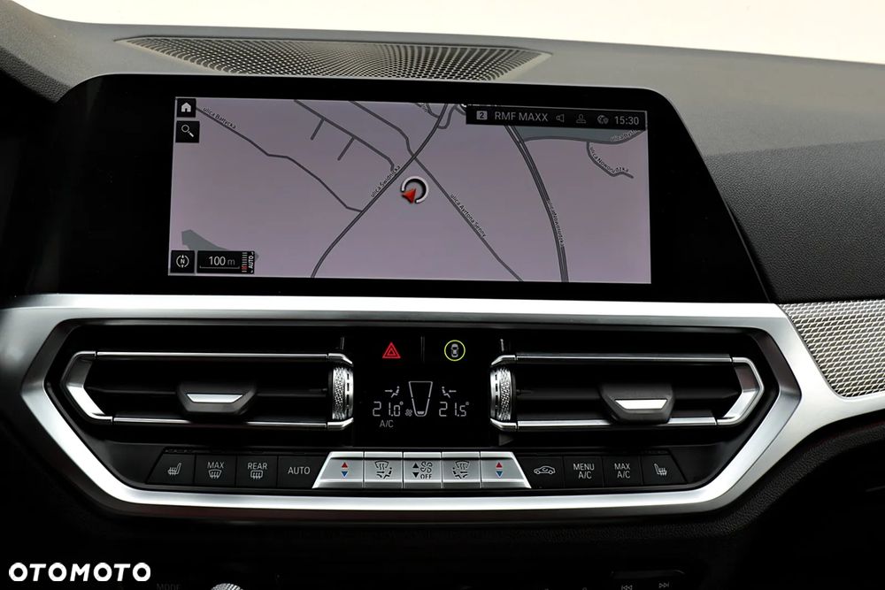 BMW Seria 3 320d Touring M Sport - 32
