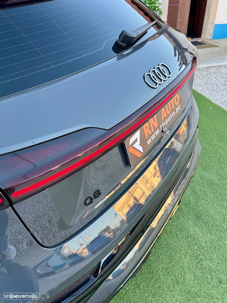 Audi Q8 e-Tron 55 quattro advanced - 8
