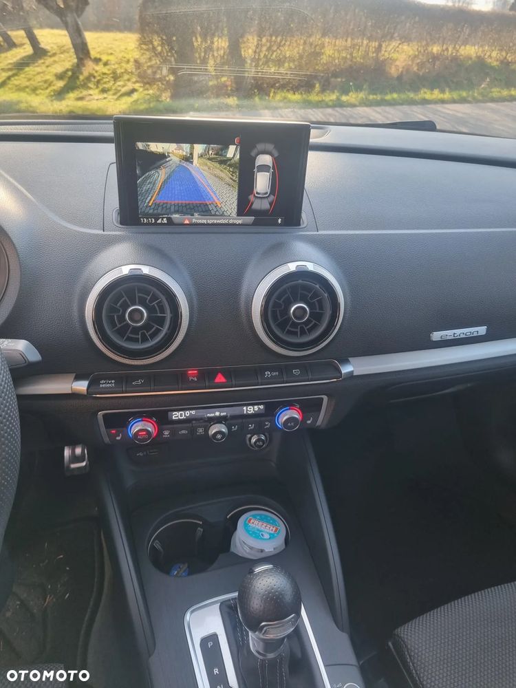 Audi A3 Sportback - 11