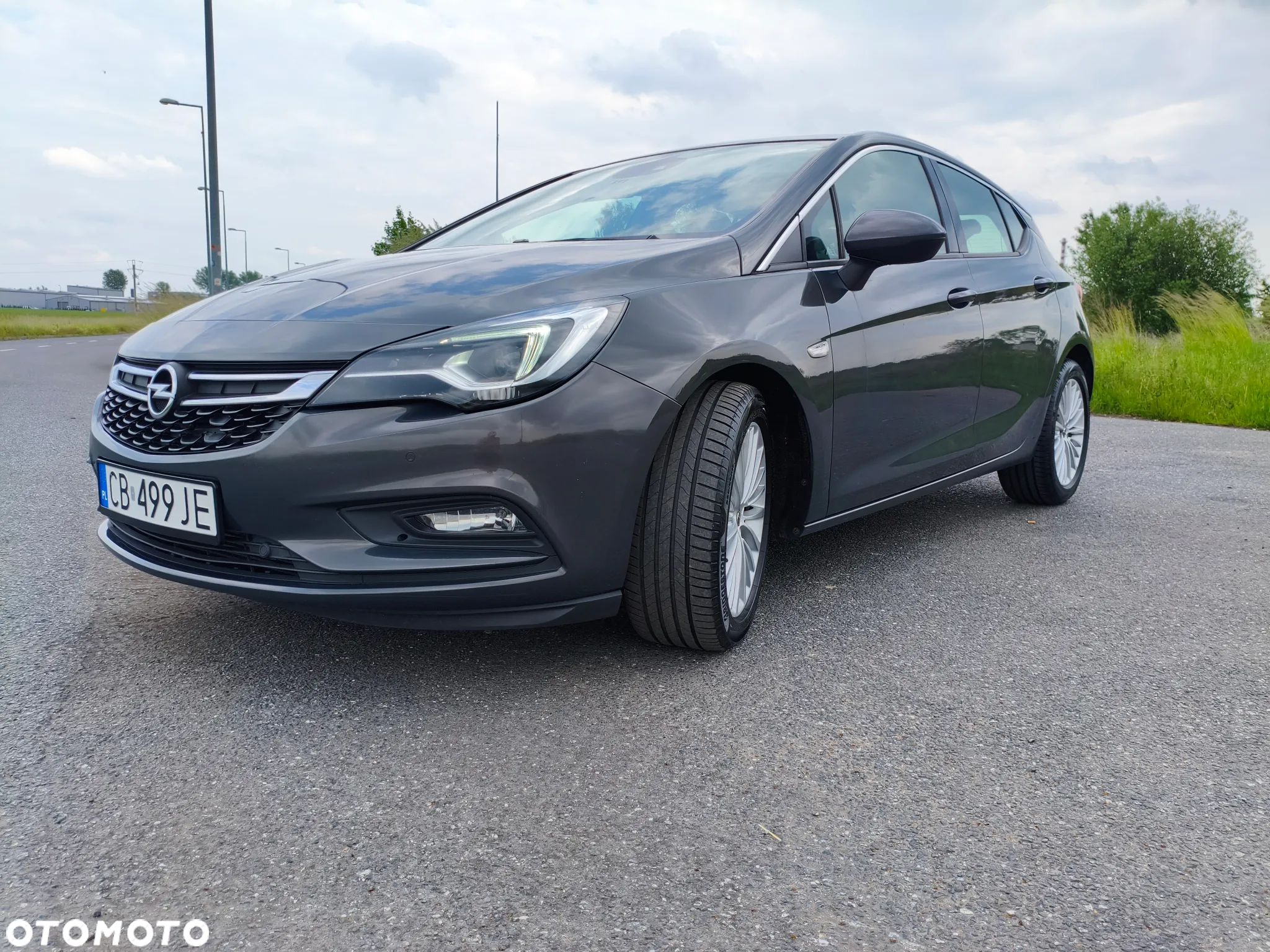 Opel Astra IV 1.6 CDTI Cosmo - 1