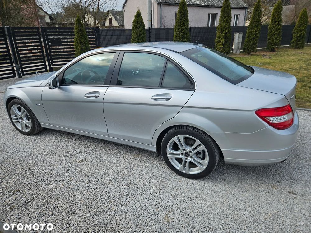 Mercedes-Benz Klasa C 180 K BlueEff Elegance - 1